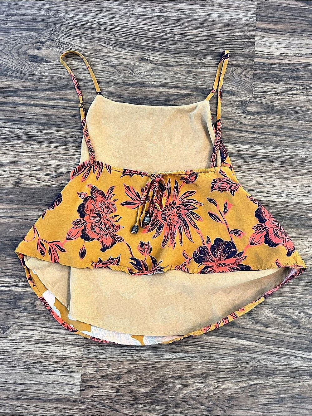 ecote Floral Camisole - Picture 3 of 4